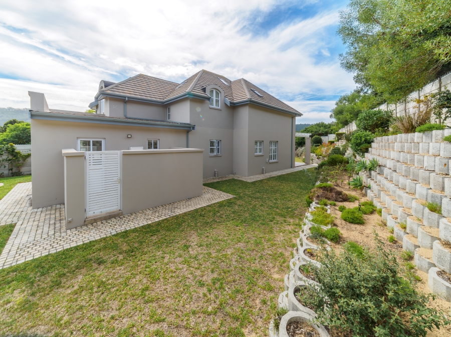 5 Bedroom Property for Sale in The Village Western Cape